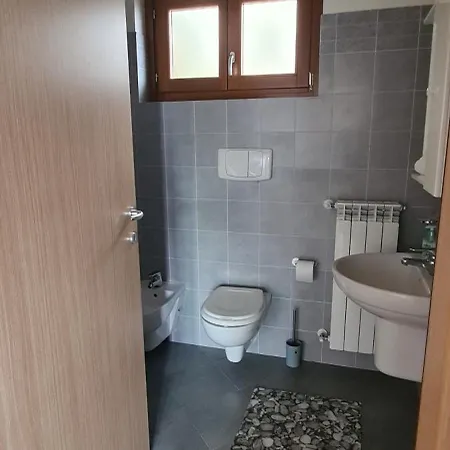 Casa Glicine Apartman *