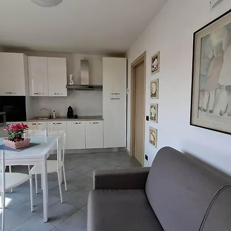 Casa Glicine Apartment *
