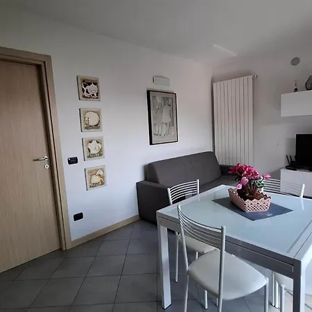 Apartment Casa Glicine Parzanica