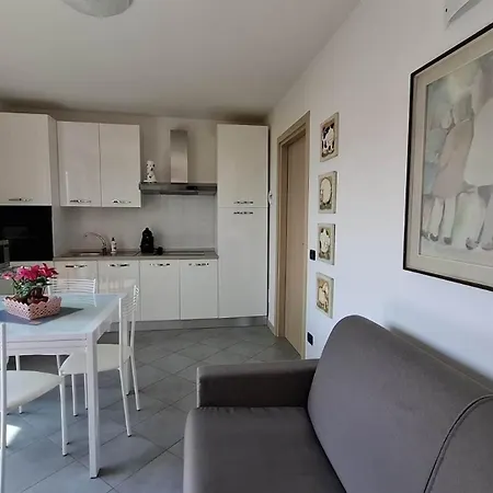 Apartment Casa Glicine Parzanica
